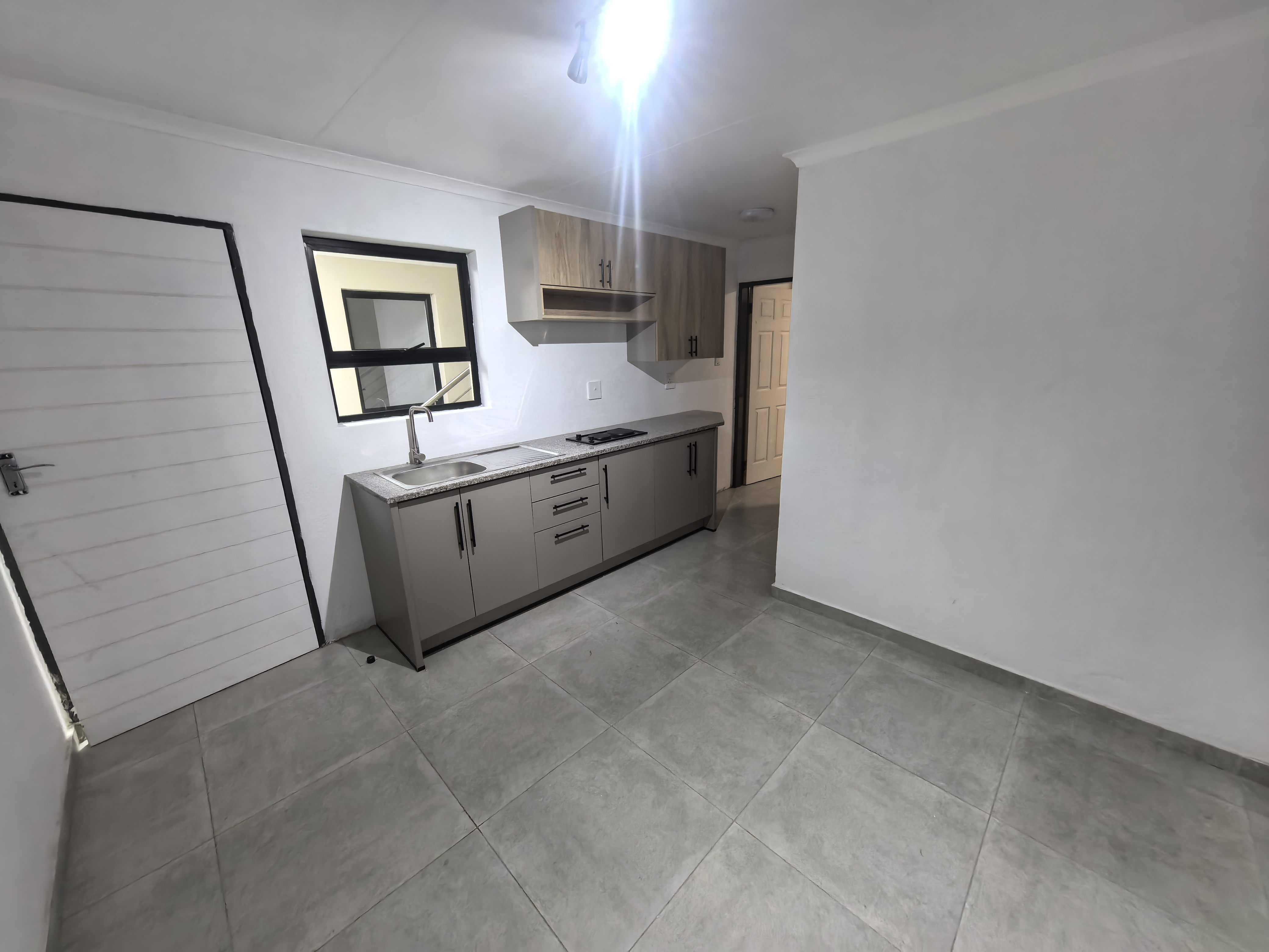 Room image 6